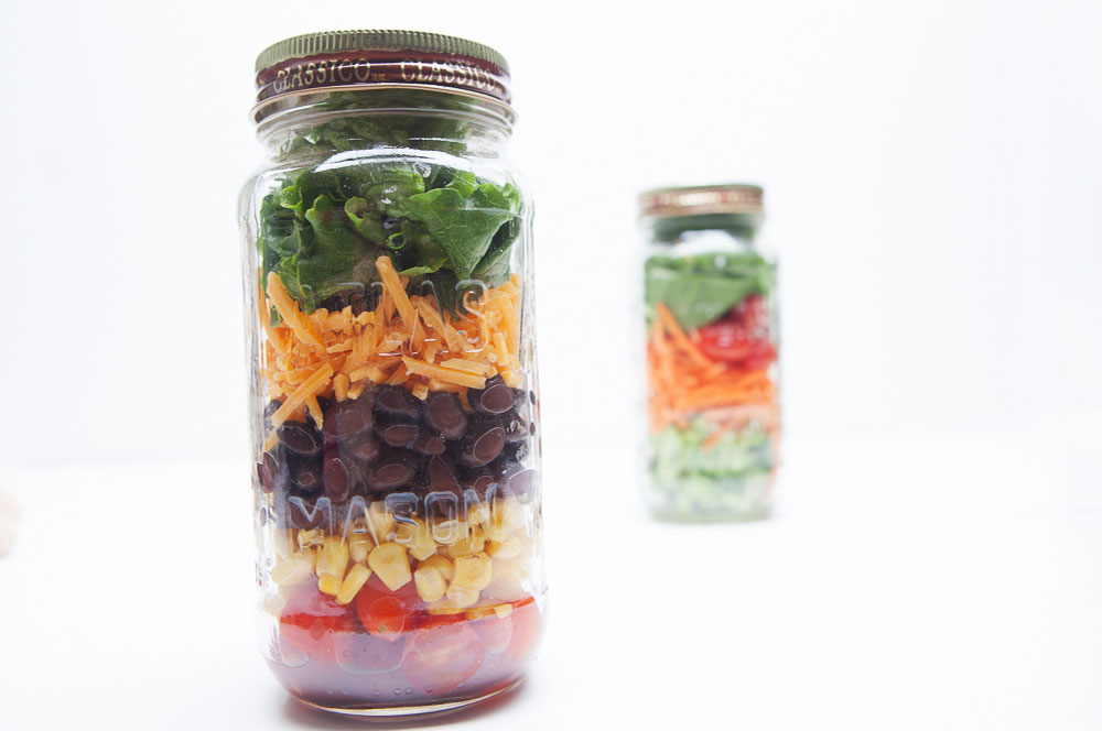 Mason-Jar-Salad