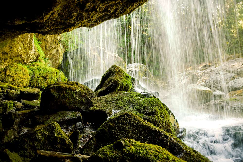 spring waterfall hikes little mashel falls